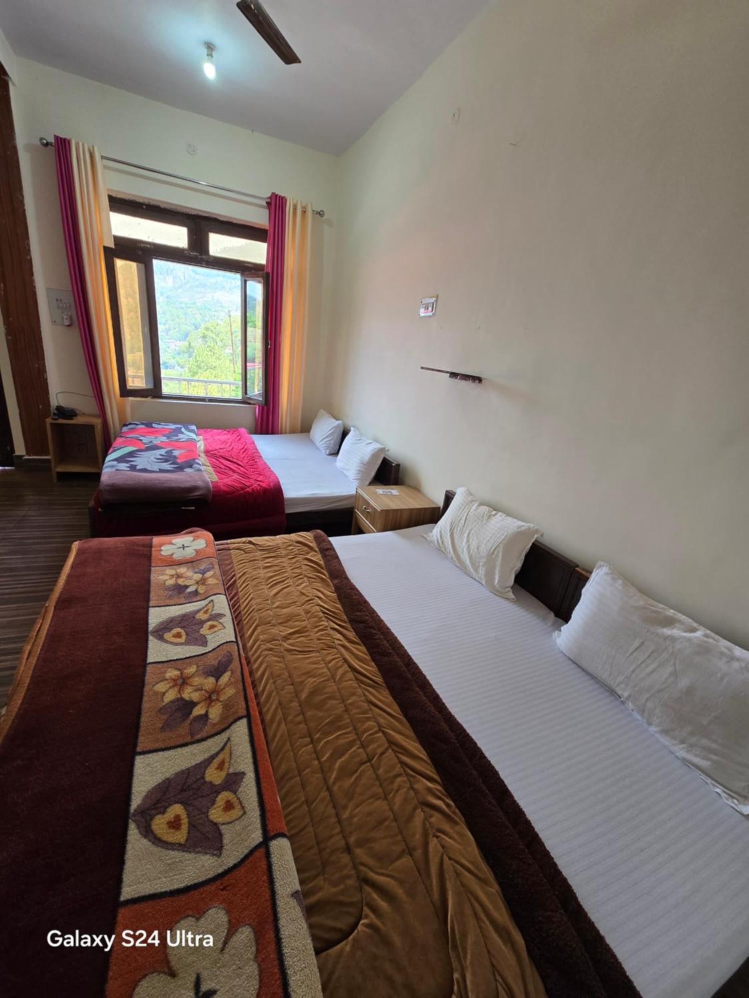 Dwarika Hotel Dwarahat Habitación foto